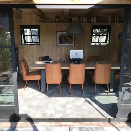 德欧德瓦尔奴特住宿加早餐旅馆